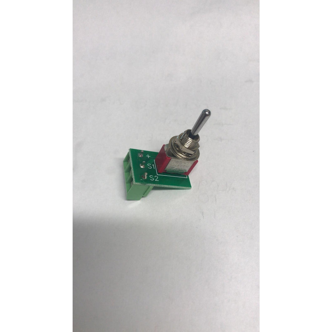 SPDT TOGGLE SWITCH (On)-Off-(On)